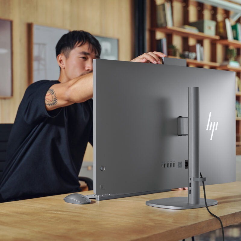HP OmniStudio X AiO 32-c1574in PC